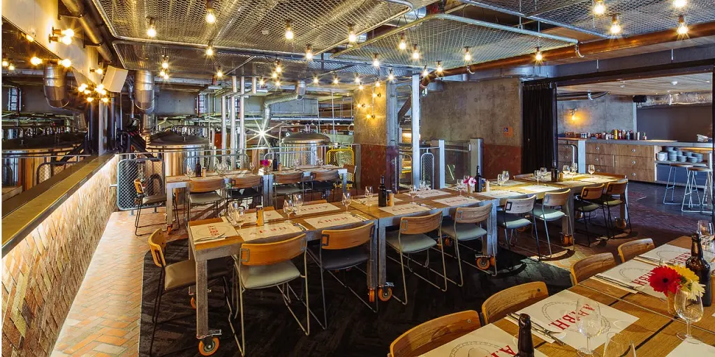 All Hands Brewing House