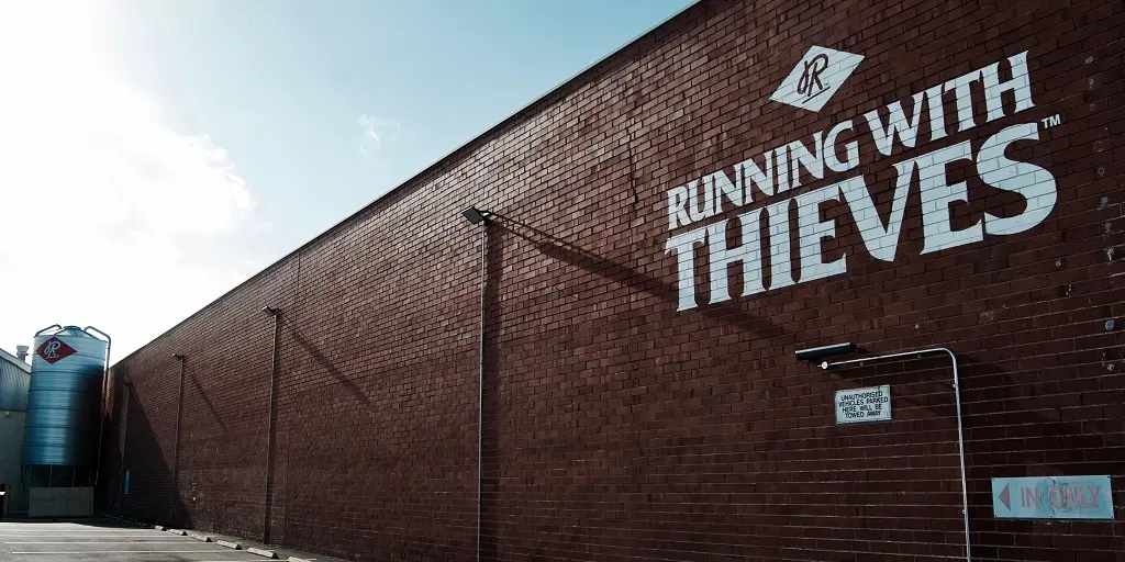 Running with thieves 2 (1)