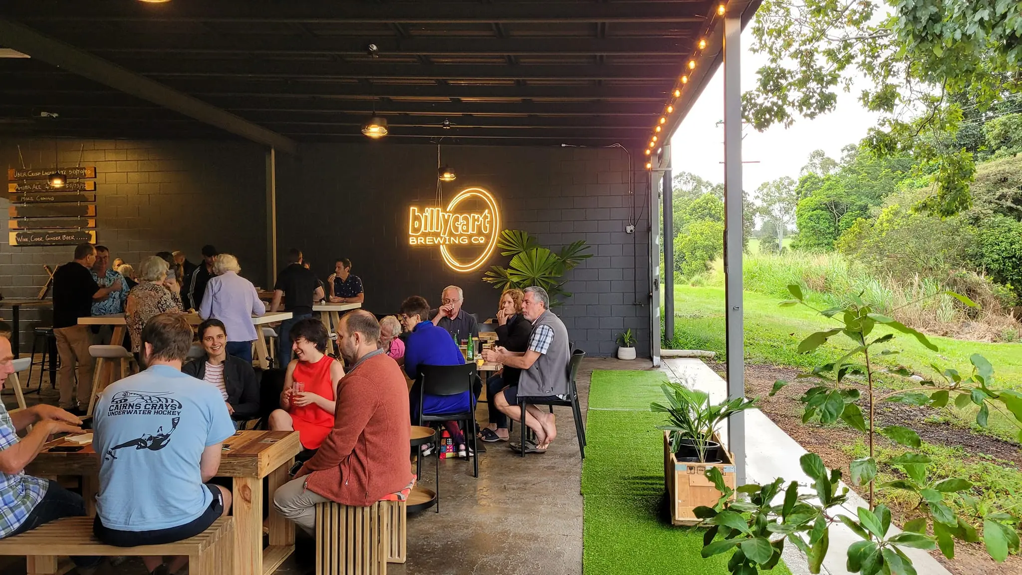 billycart brewing outside