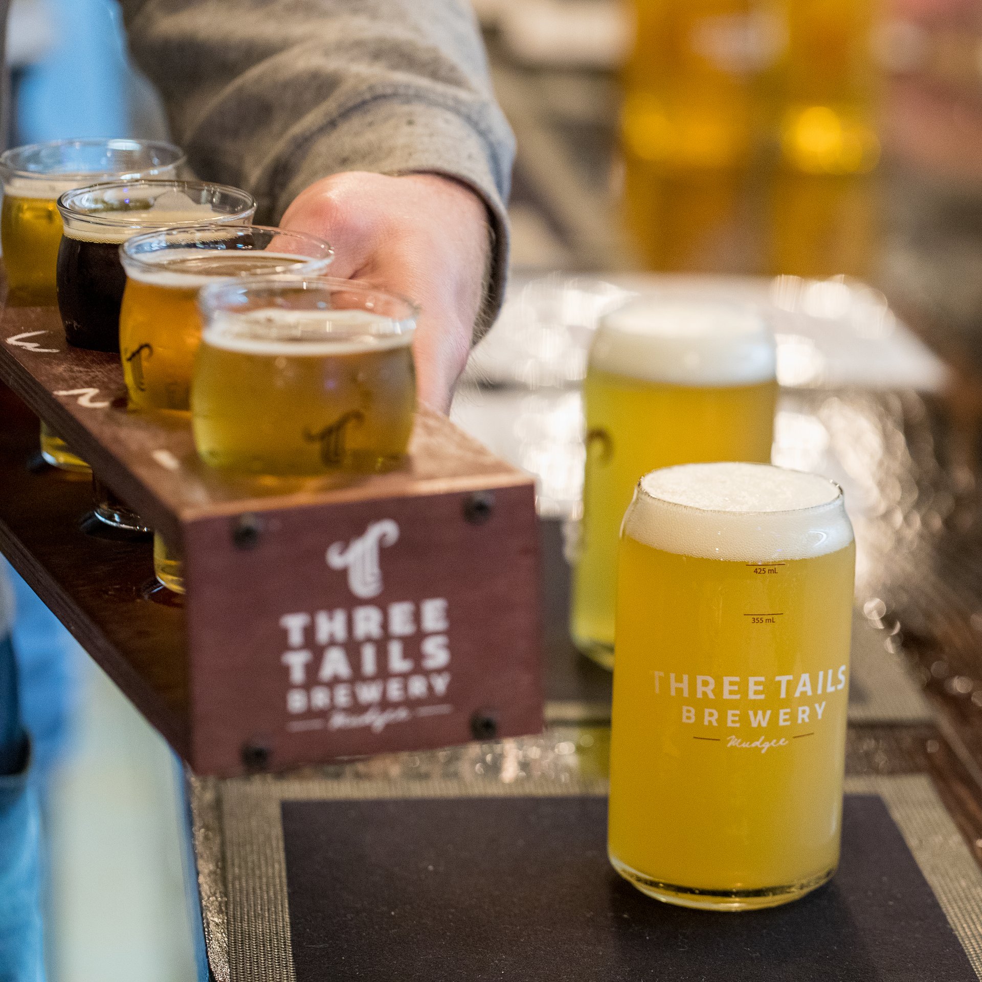 Paddle of Three Tails Brewery beers