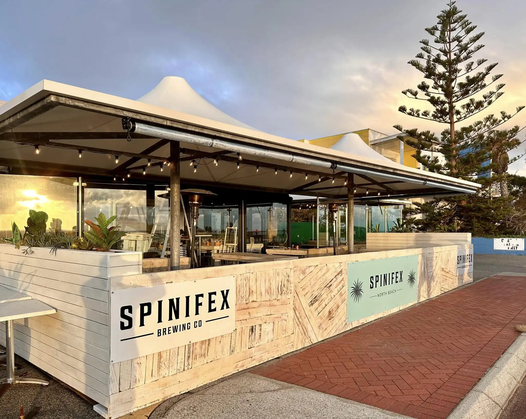 Side view of Spinifex North Beach