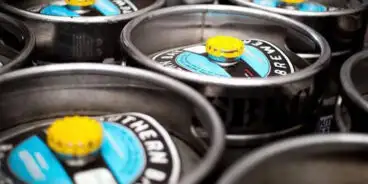 southern-bay-brewing_kegs
